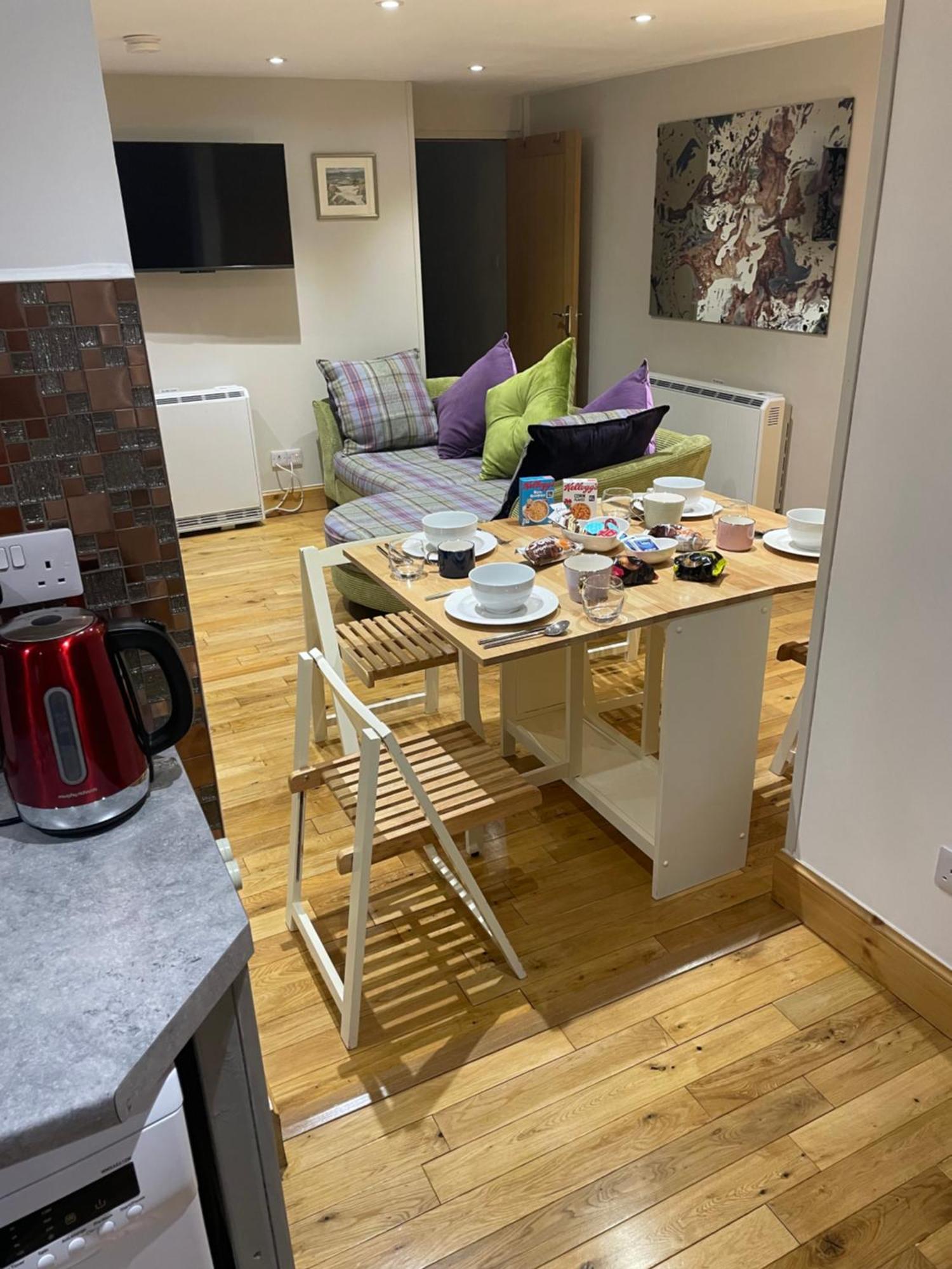 The Mews 2 Bedroom With Private Parking Oban Bagian luar foto